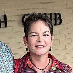 Meet your Posher, Suzanna